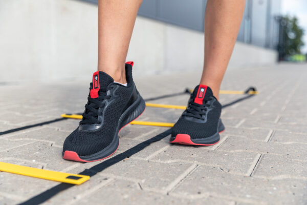 MILTON TRAINING SHOES - BLACK/RED - Image 9
